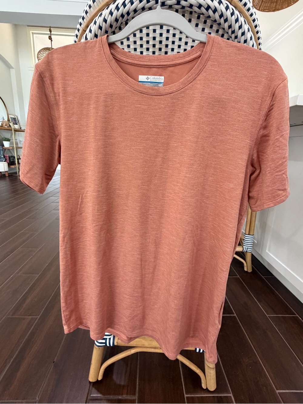 Columbia Activewear Crew Neck Tee Soft Stretch Trail Top Orange Sz Small